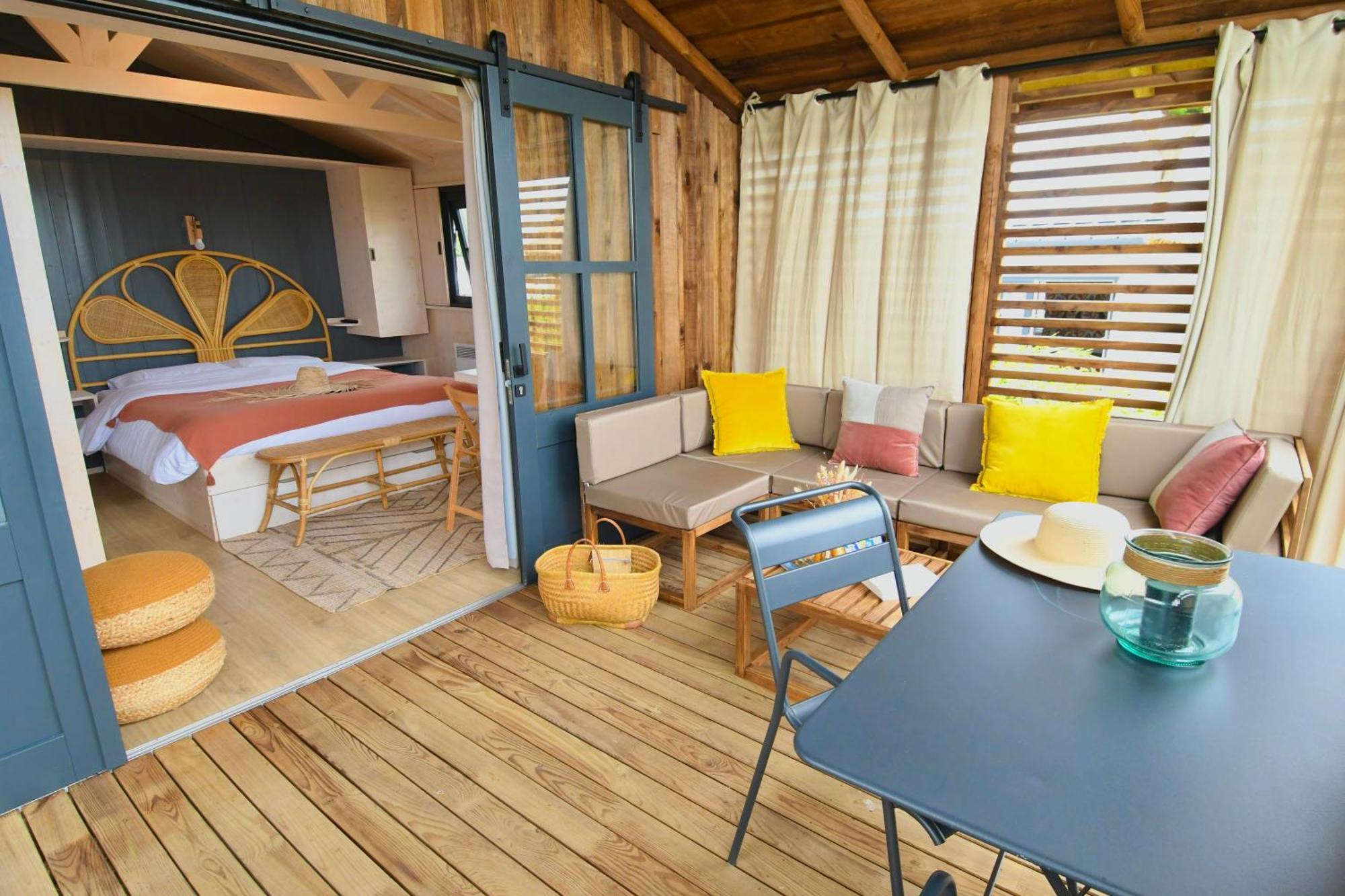 Camping De La Cote Des Legendes Brignogan-Plages Exteriör bild