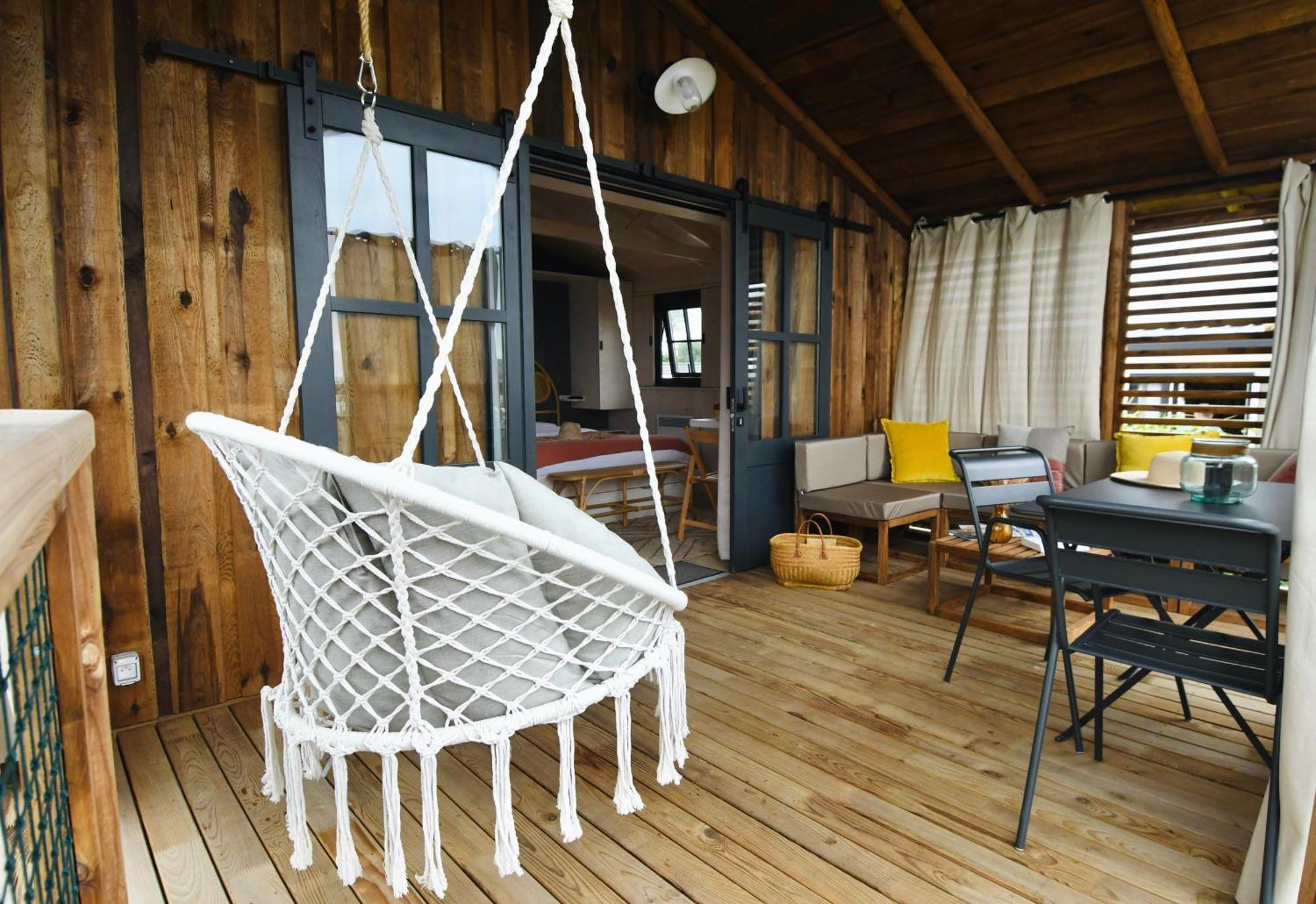 Camping De La Cote Des Legendes Brignogan-Plages Exteriör bild