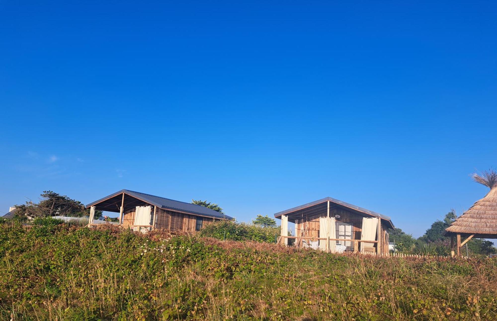 Camping De La Cote Des Legendes Brignogan-Plages Exteriör bild